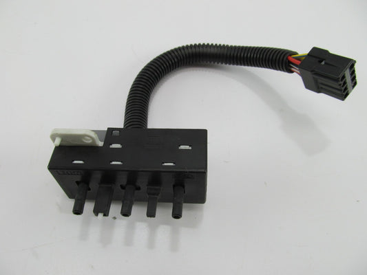NEW OUT OF BOX  OEM Power Seat Adjust Switch 95-98 Ford Windstar F78B-14A701-ABW