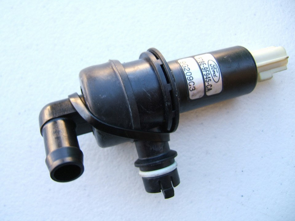 NEW - OUT OF BOX - OEM Ford F78E-9F945-CA Vapor Canister Vent Solenoid Valve