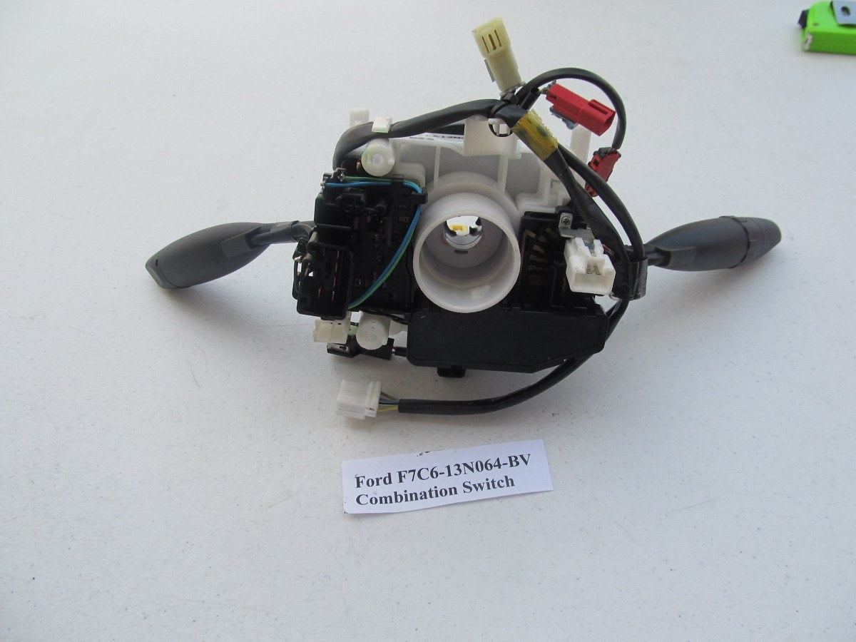 NEW UNBOXED OEM Ford Turn Signal Wiper Combination Switch 1997-1998 Escort
