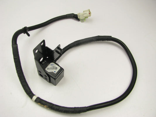 NEW - OUT OF BOX - OEM Ford F7C6-14B005-AC SRS Crash Sensor