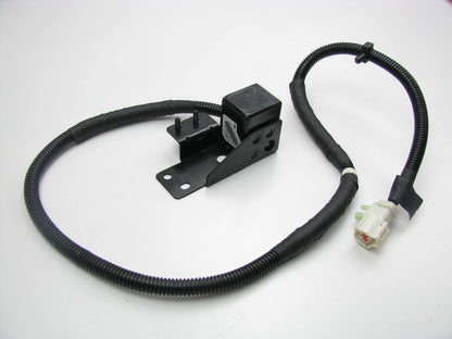 NEW - OUT OF BOX OEM Ford F7C6-14B005-AG Front Left SRS Crash Sensor