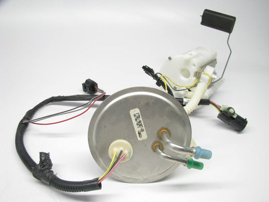 NEW - OUT OF BOX FORD F7DU-9H307-AB Fuel Pump Module Assembly 1997 Taurus 3.0L