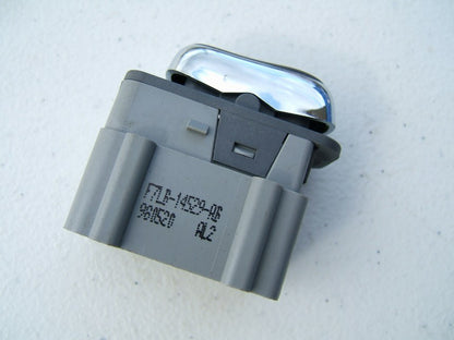 NEW - OUT OF BOX F7LB-14529-AB Front Right Power Window Switch 1997-98 Mark VIII