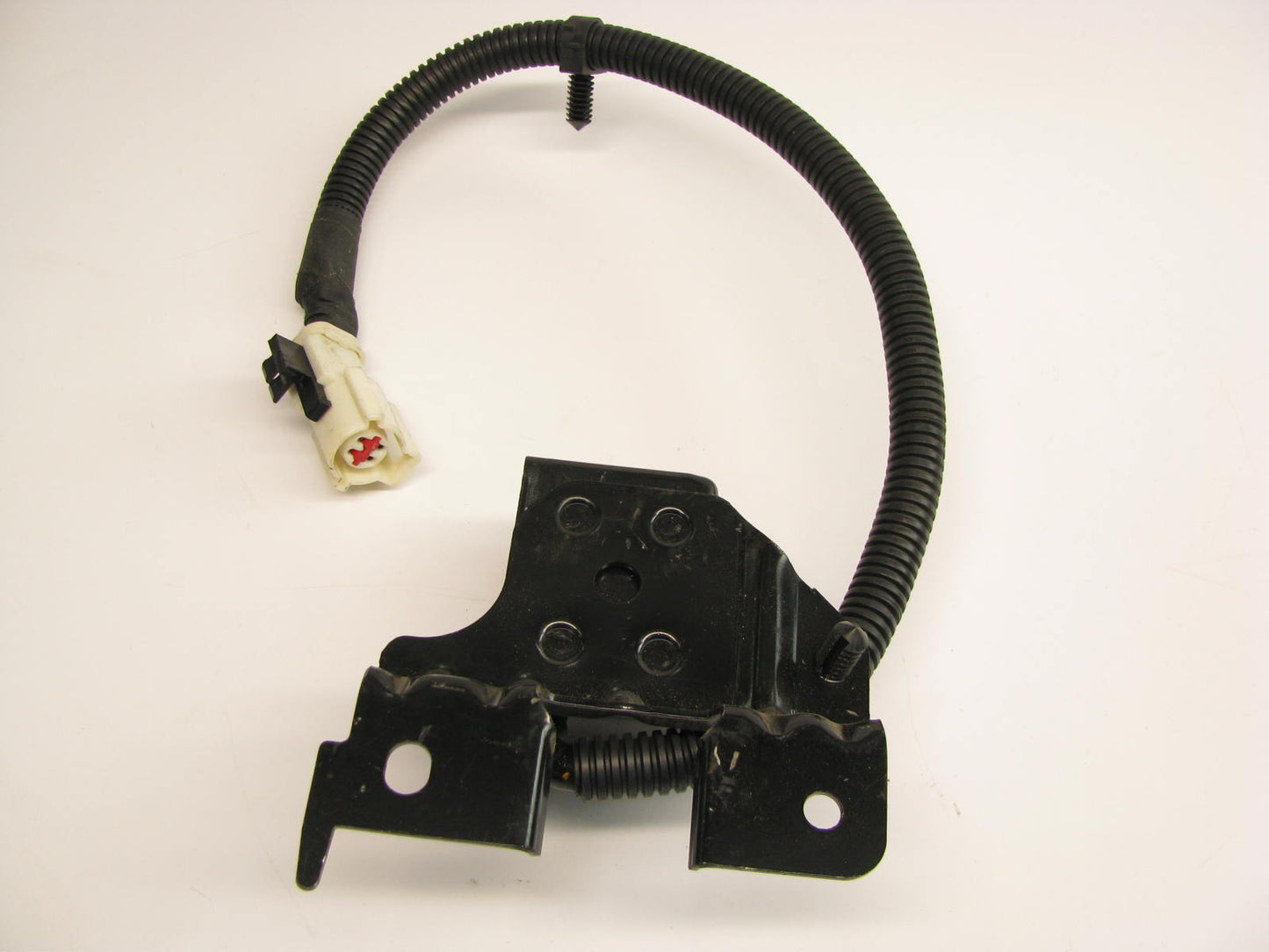 NEW - OUT OF BOX - OEM Ford F7LB14B005AB FRONT LEFT SRS Crash Sensor