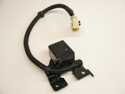 NEW - OUT OF BOX - OEM Ford F7LB14B005AB FRONT LEFT SRS Crash Sensor