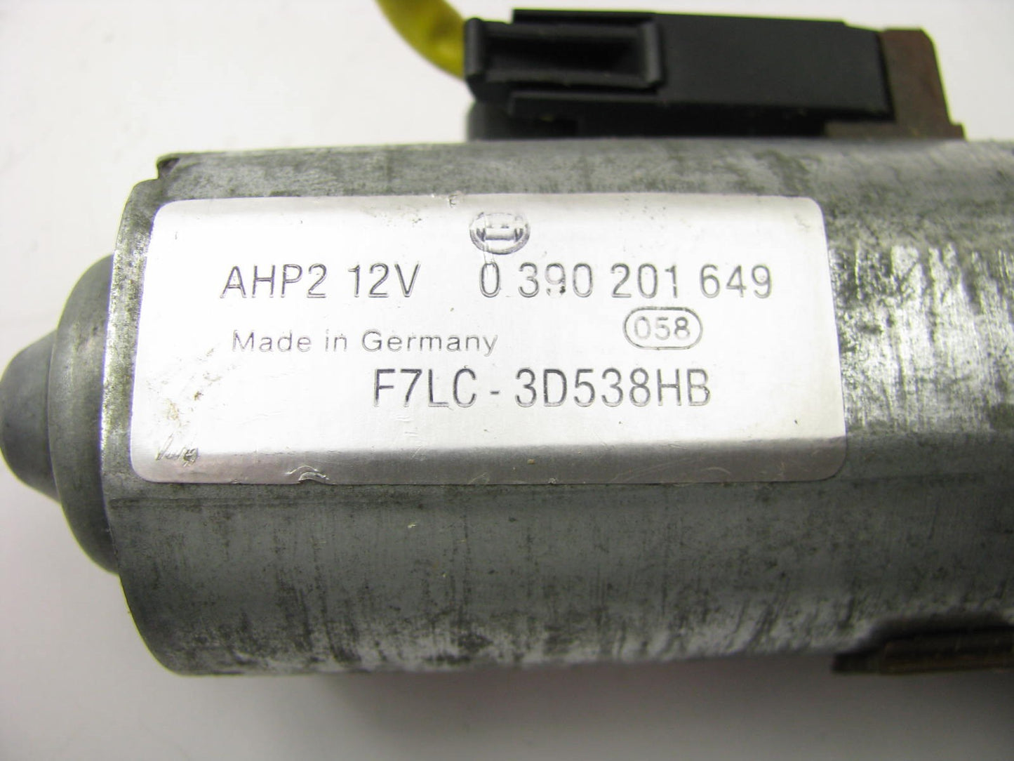 NEW - OUT OF BOX - OEM Ford F7LC-3D538-HB Steering Column Tilt Motor
