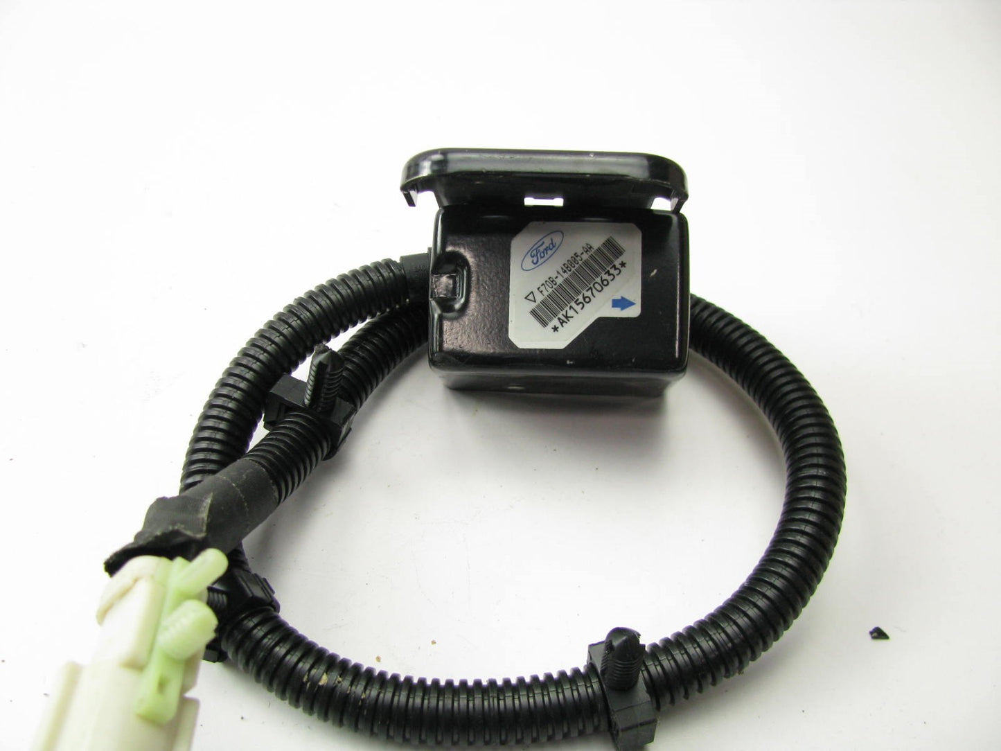 NEW - OUT OF BOX F7OB-14B005-AA Front Left SRS Crash Sensor 1995-97 Continental