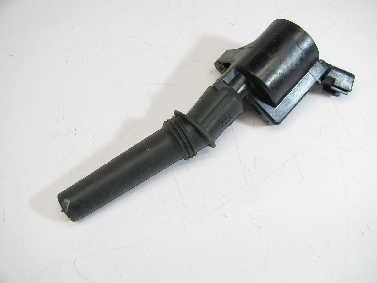 NEW - OUT OF BOX FORD F7TU-12A366-BA Direct Ignition Coil 1997-17 4.6L 5.4L 6.8L