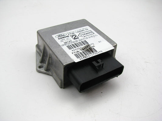 NEW - OUT OF BOX - OEM Ford F7UB-14A685-AA Control Module