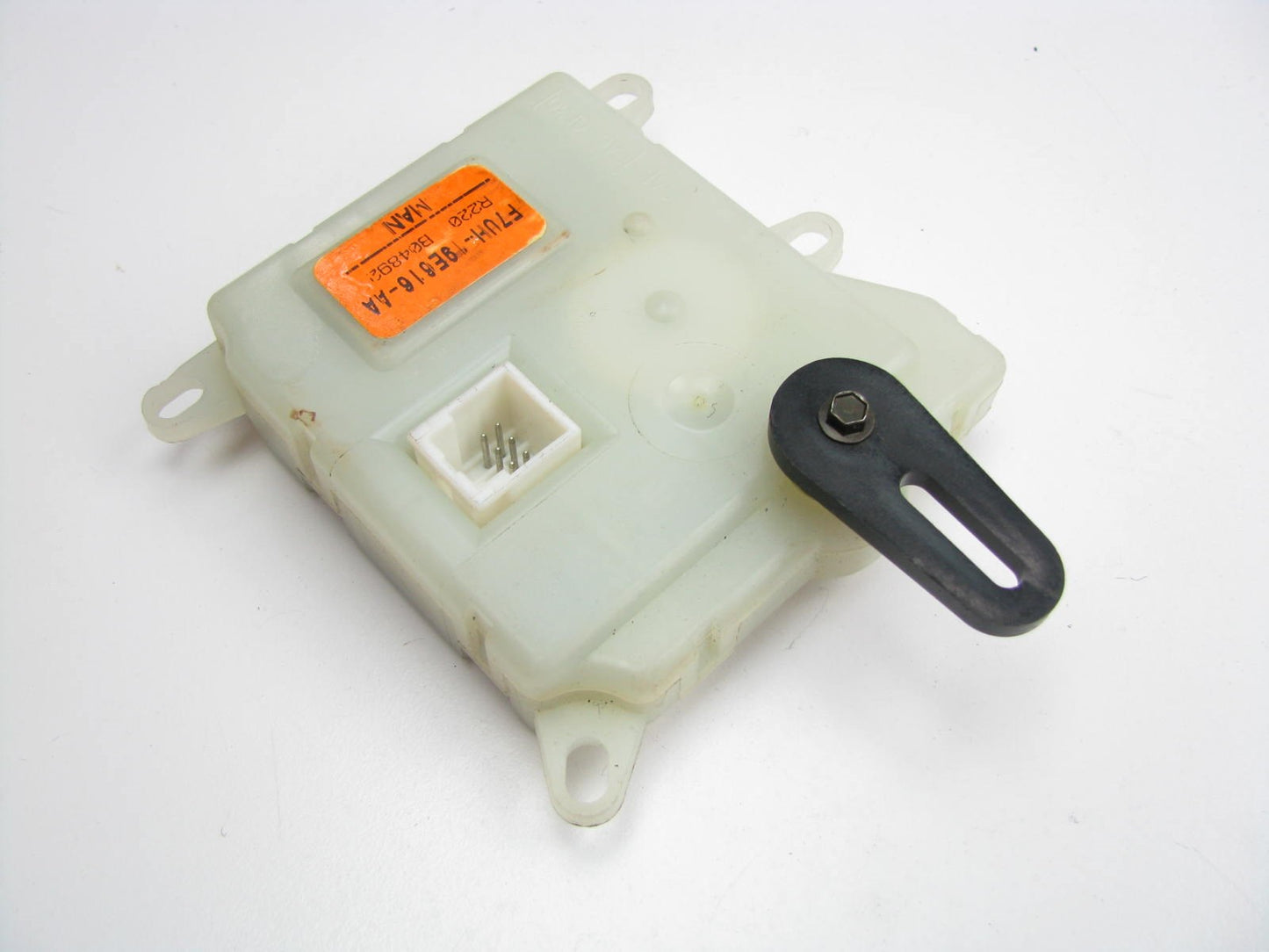 NEW - OUT OF BOX - OEM Ford F7UH-19E616-AA HVAC Heater A/C Blend Door Actuator