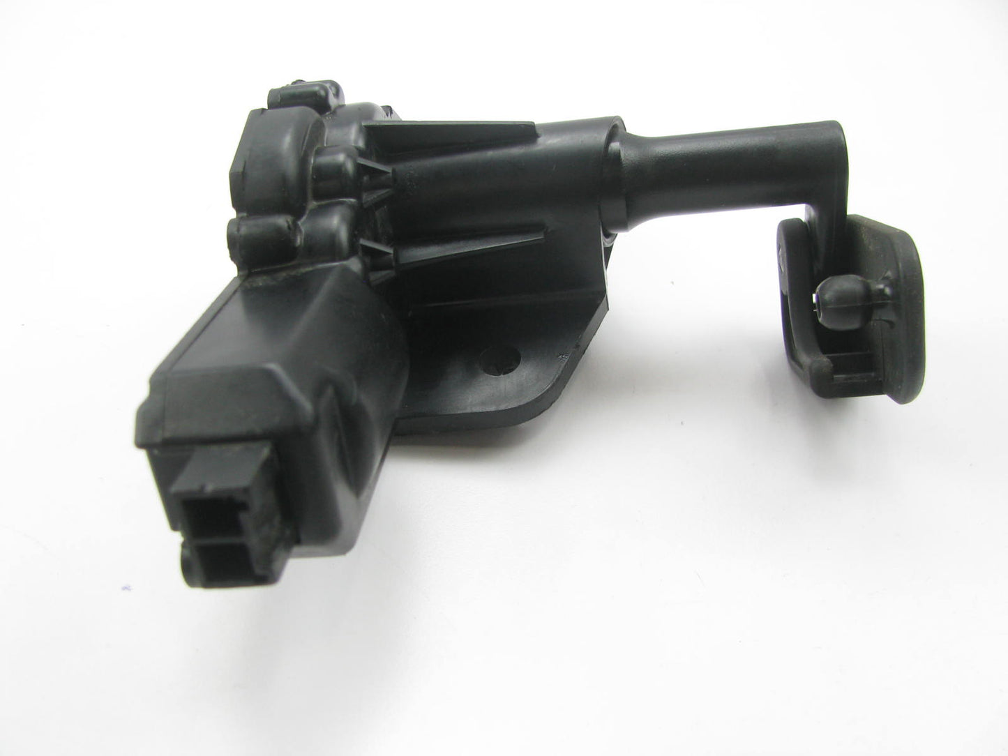 NEW - OUT OF BOX F7XA-12303A95-AB Rear Left Quarter Window Motor 96-98 Villager