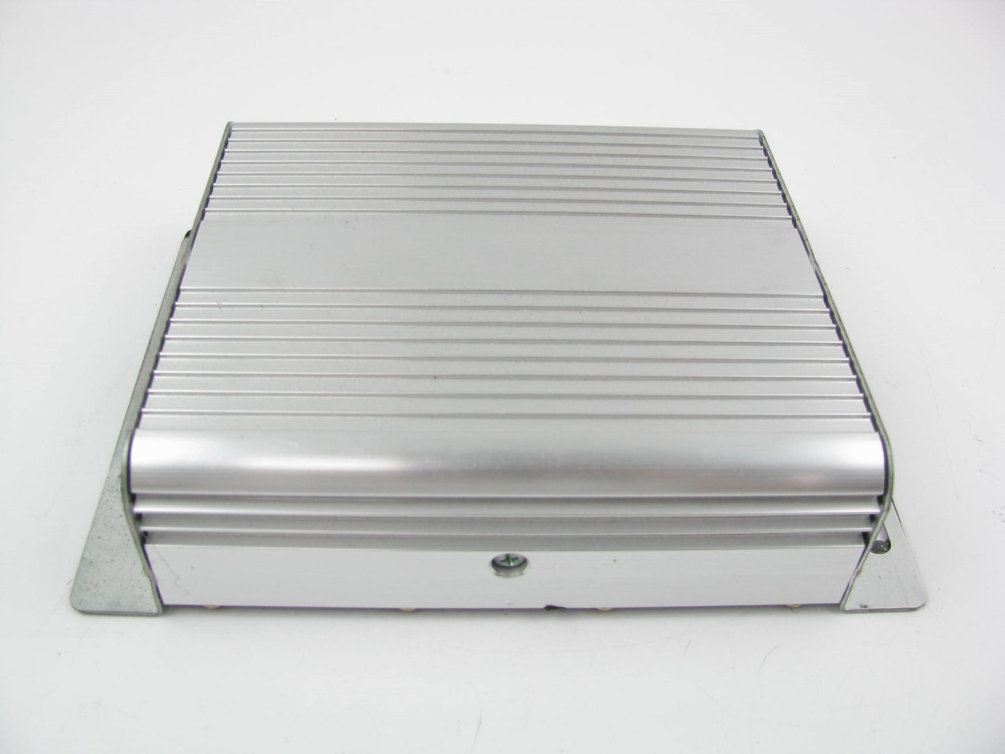 NEW - OUT OF BOX - OEM Ford F7ZF-18C808-AA Radio Amplifier 1994-04 Ford Mustang