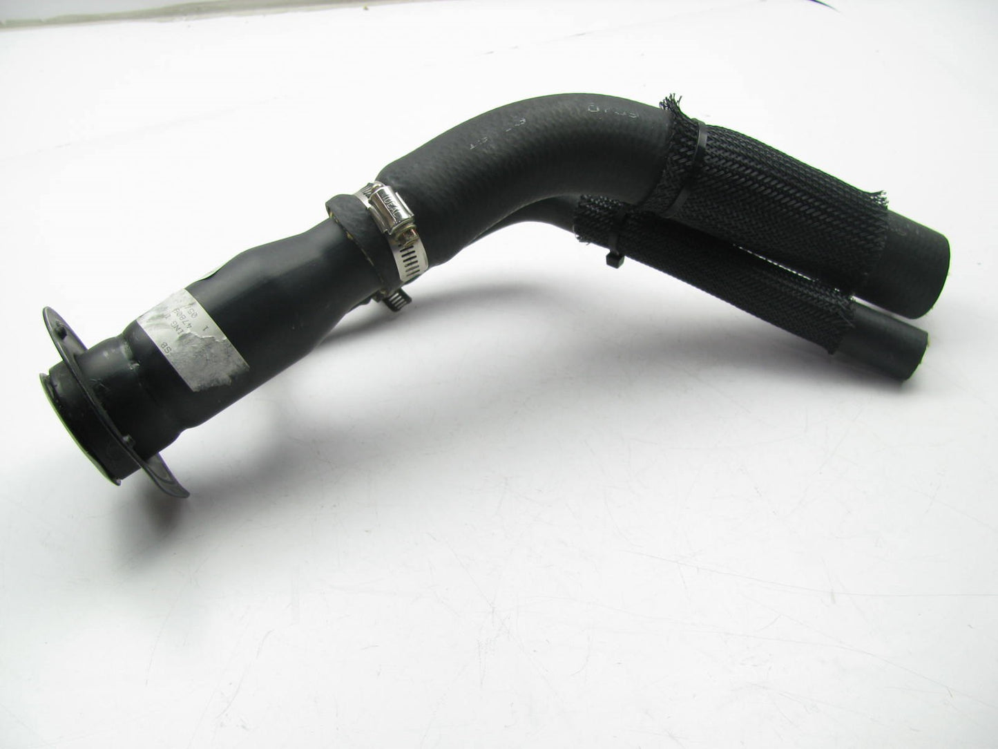 NEW - OUT OF BOX - OEM Ford F81Z-9034-SB Fuel Tank Filler Neck Pipe Hose