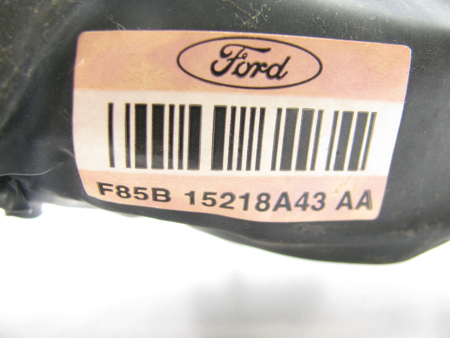 NEW - OUT OF BOX - OEM FORD F85B-15218A43-AA Front Left Door Lock Actuator