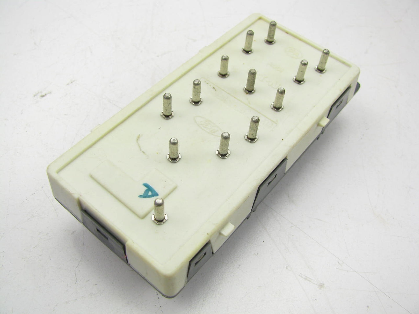 NEW - OUT OF BOX - OEM Ford F87B-14540-AAW Main Power Window Door Lock Switch