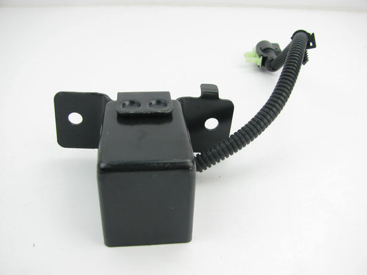 NEW - OUT OF BOX - OEM Ford F87B-14B004-BA SRS Crash Sensor Front Right Side