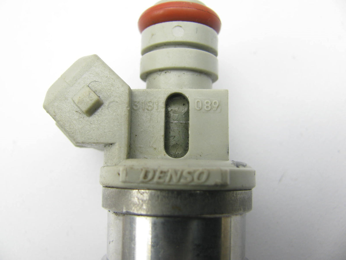 NEW - OUT OF BOX - OEM Ford F87E-D2B Fuel Injector