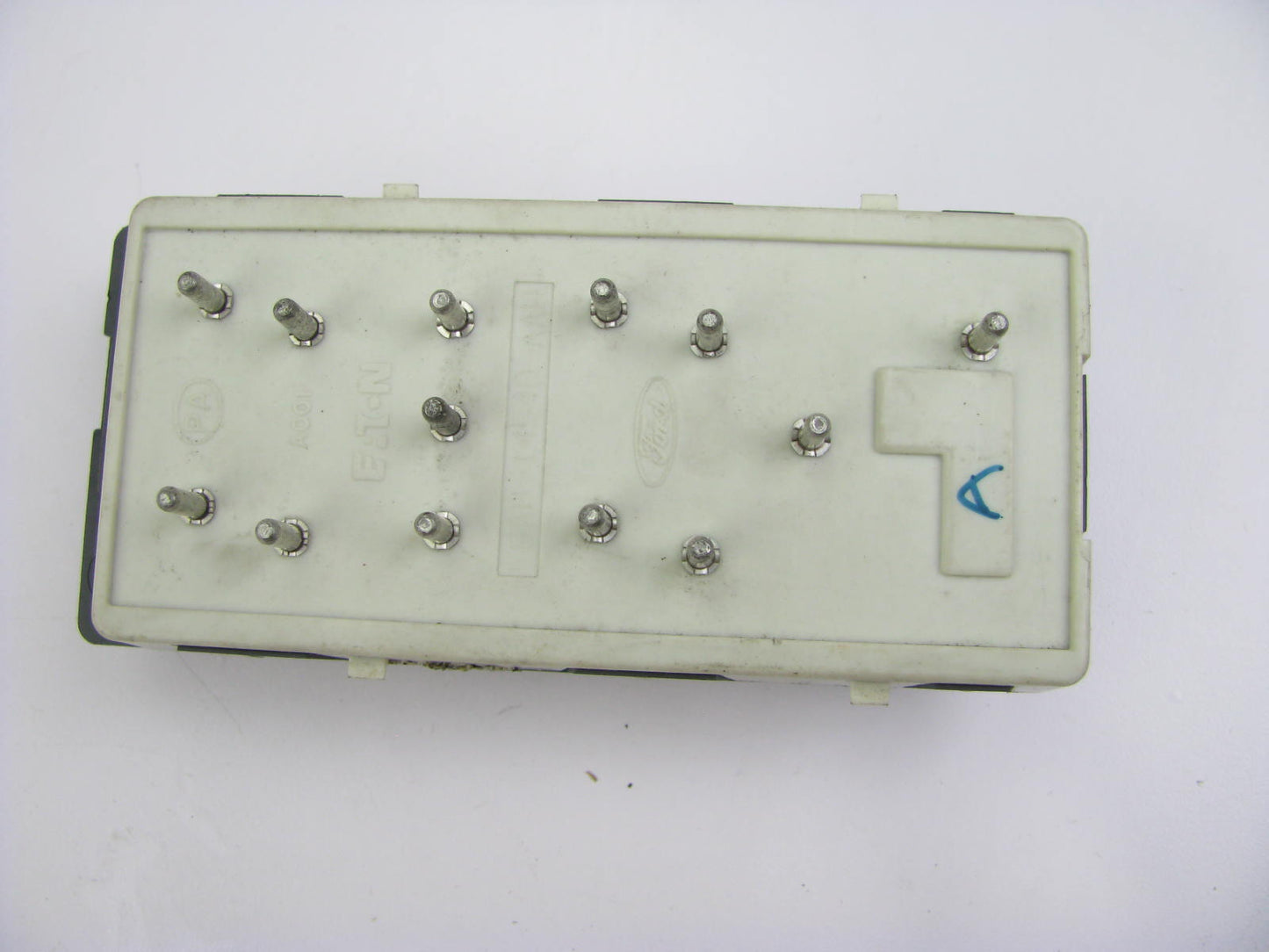 OUT OF BOX Ford F8AB-14540-AAW FRONT LEFT Master Power Door Lock Window Switch