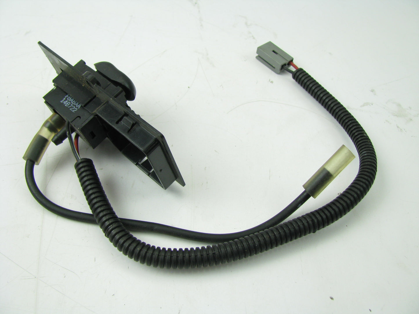 NEW - OUT OF BOX F8AB-14B722-AA Lumbar Support Seat Switch 95-00 Crown Victoria