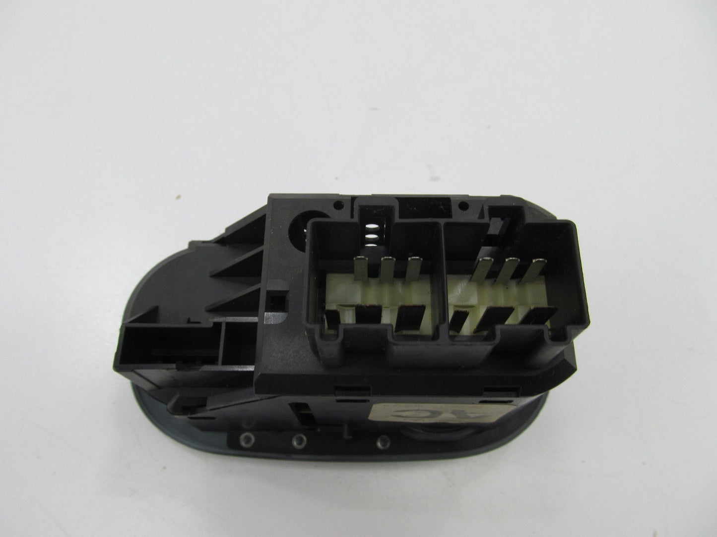 NEW - OUT OF BOX - OEM F8DB-11654-AC Headlight Lamp Switch 1996-1999 Ford Taurus