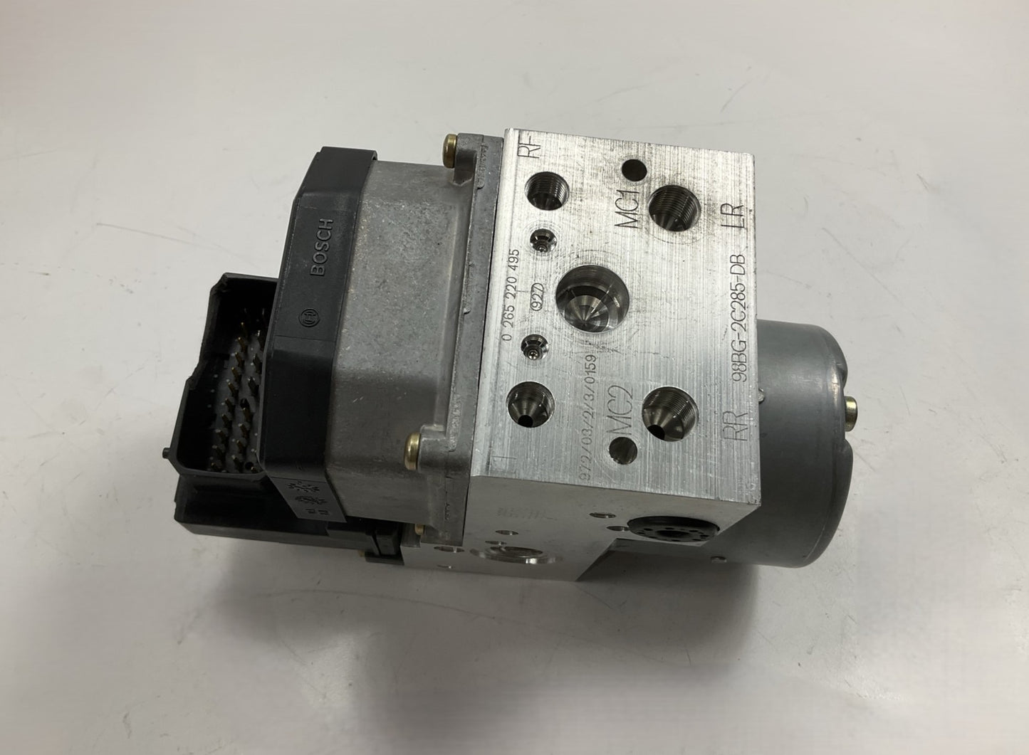 DAMAGED CONNECTOR Ford OEM ABS Anti-Lock Brake Pump Module 98-00 Contour W/ TCS