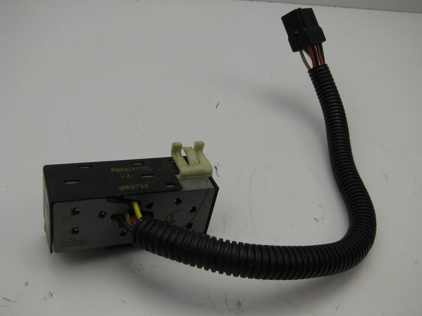 NEW - Out Of Box F8VB-14A701-CA Front Power Seat Switch 1998-02 Lincoln Town Car
