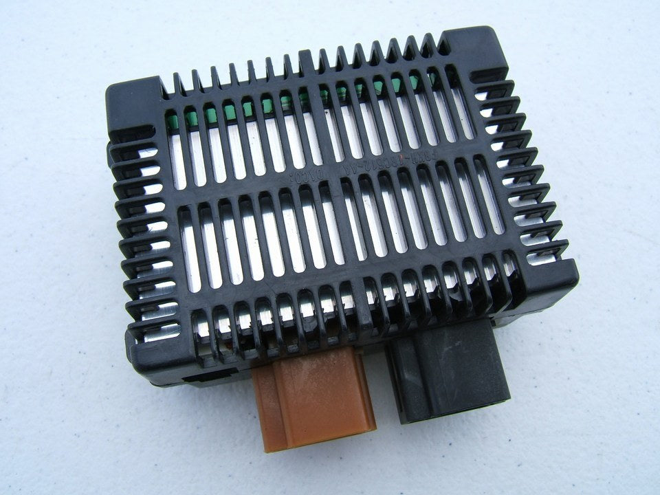 NEW - OUT OF BOX - Genuine OEM Ford F8XH-18C612-AA HVAC AC Moisture Purge Module