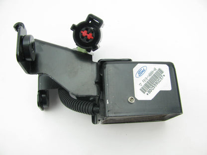 NEW - OUT OF BOX - OEM Ford F8Y8-14B004-AB SRS Crash Impact Sensor