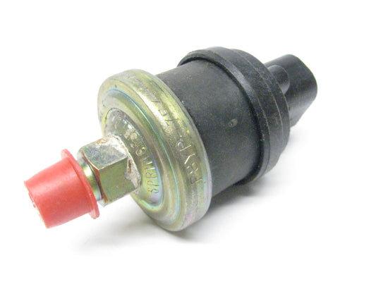NEW - OUT OF BOX FORD F8YP-7E440-AB Trans Oil Pressure Sensor 1998-03 Ranger EV