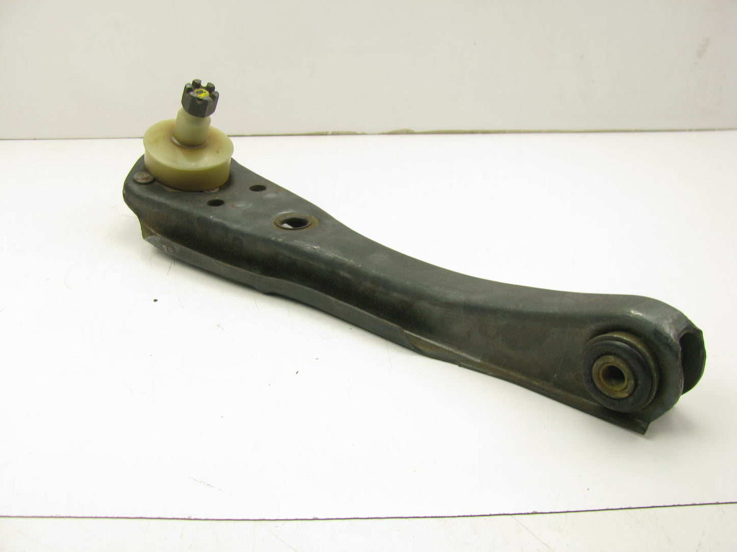 NEW - OUT OF BOX FA1064 FRONT LOWER Control Arm And Ball Joint 77-80 Versailles