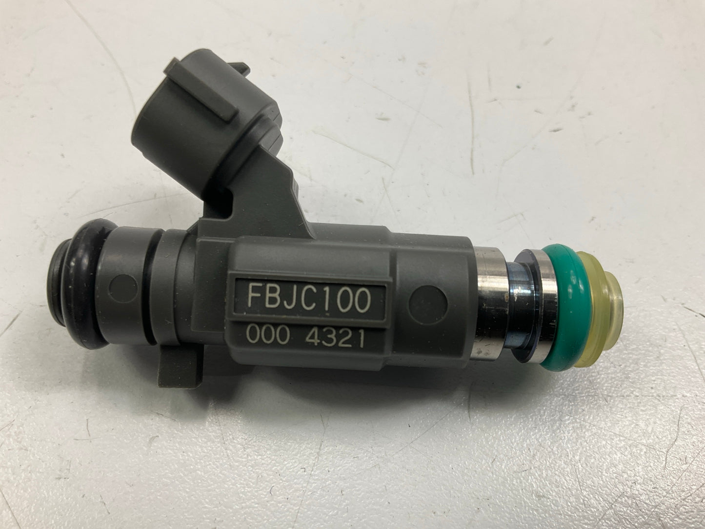 (6) NEW UNBOXED OEM Jecs FBJC100 Fuel Injectors