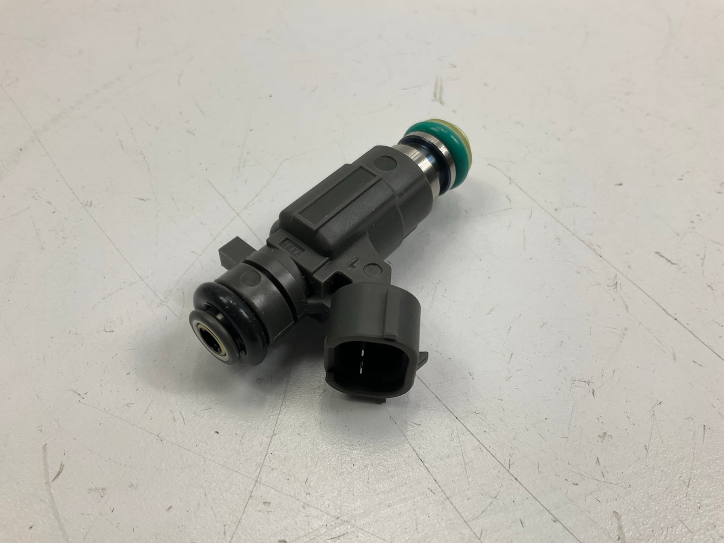 NEW UNBOXED OEM Jecs FBJC100 Fuel Injector