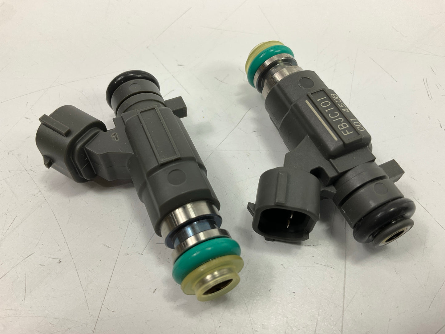 (8) NEW OEM Hitachi/Jecs FBJC101 Fuel Injector For 03-10 Infiniti FX45 M45 Q45