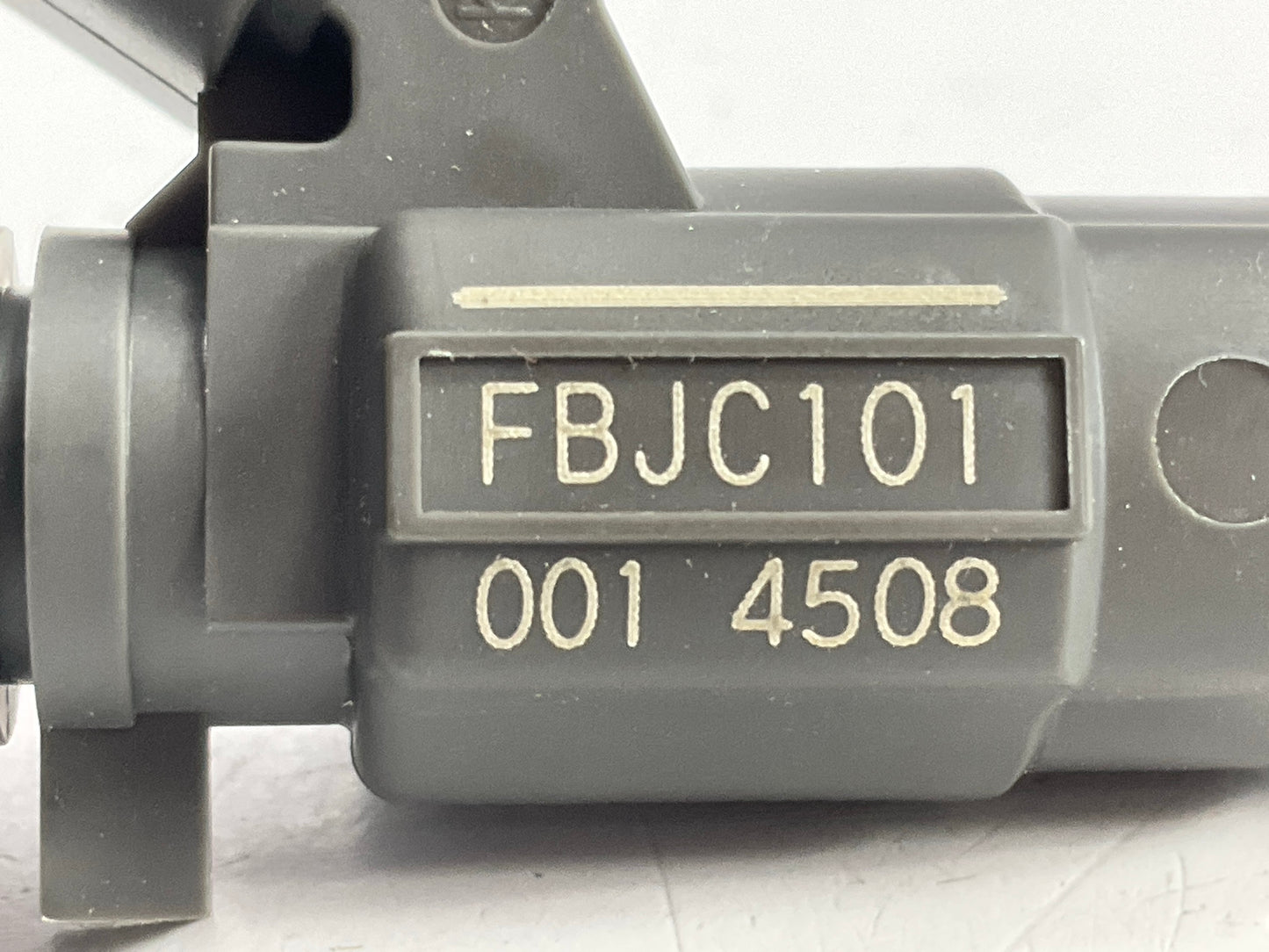 NEW OEM Hitachi/Jecs FBJC101 Fuel Injector For 2003-2010 Infiniti FX45 M45 Q45