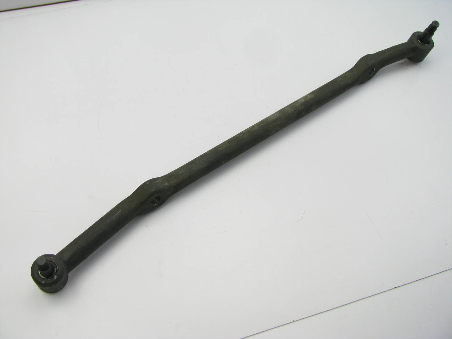 NEW - Out Of Box FCZ899 Front Steering Center Link