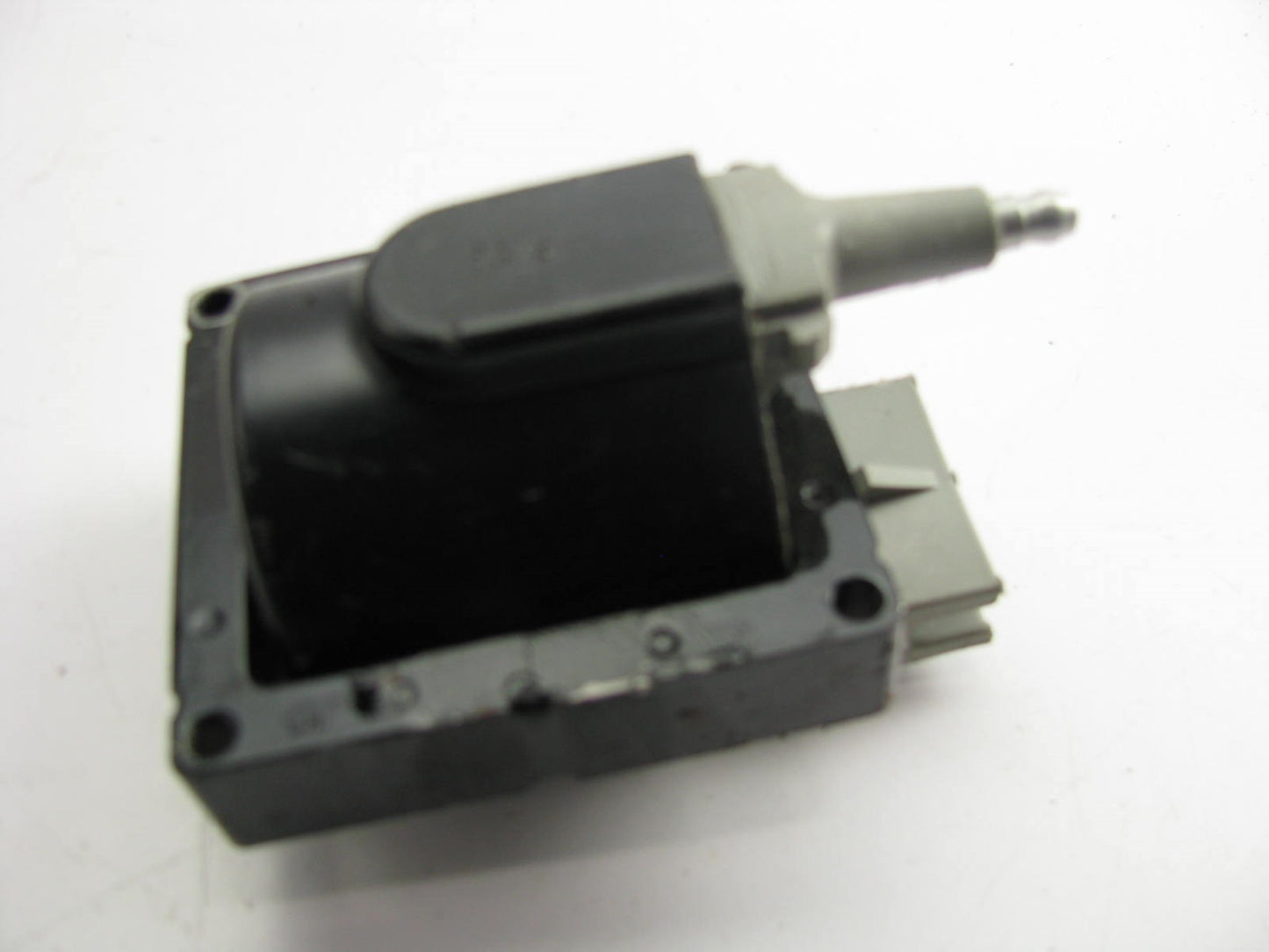 NEW - OUT OF BOX - FD478 Ignition Coil