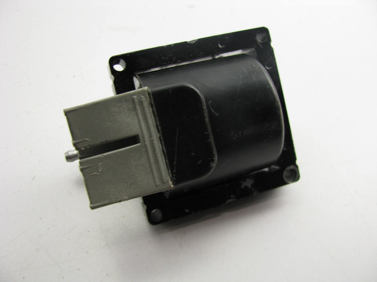 NEW - OUT OF BOX - FD478 Ignition Coil