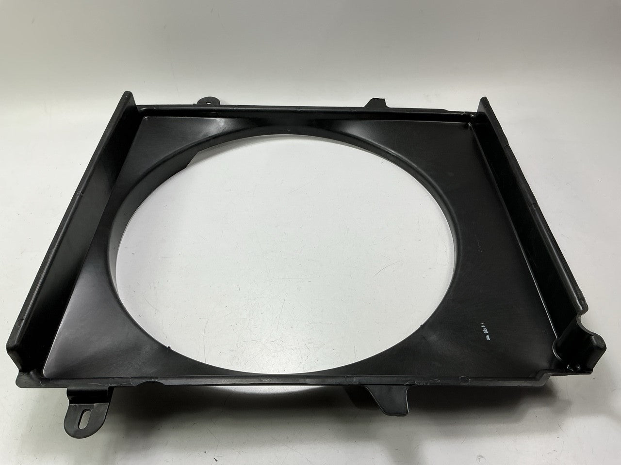4.0L Engine ONLY FDR1089AG Radiator Cooling Fan Shroud - 1998-2003 Ford Ranger