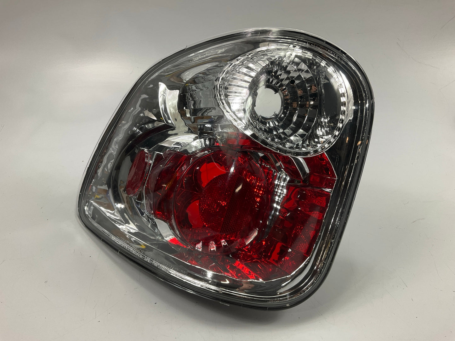 1997-2003 Ford F-150 Flareside Truck Tail Lights Brake Lamps Set L + R FDT1096ZQ