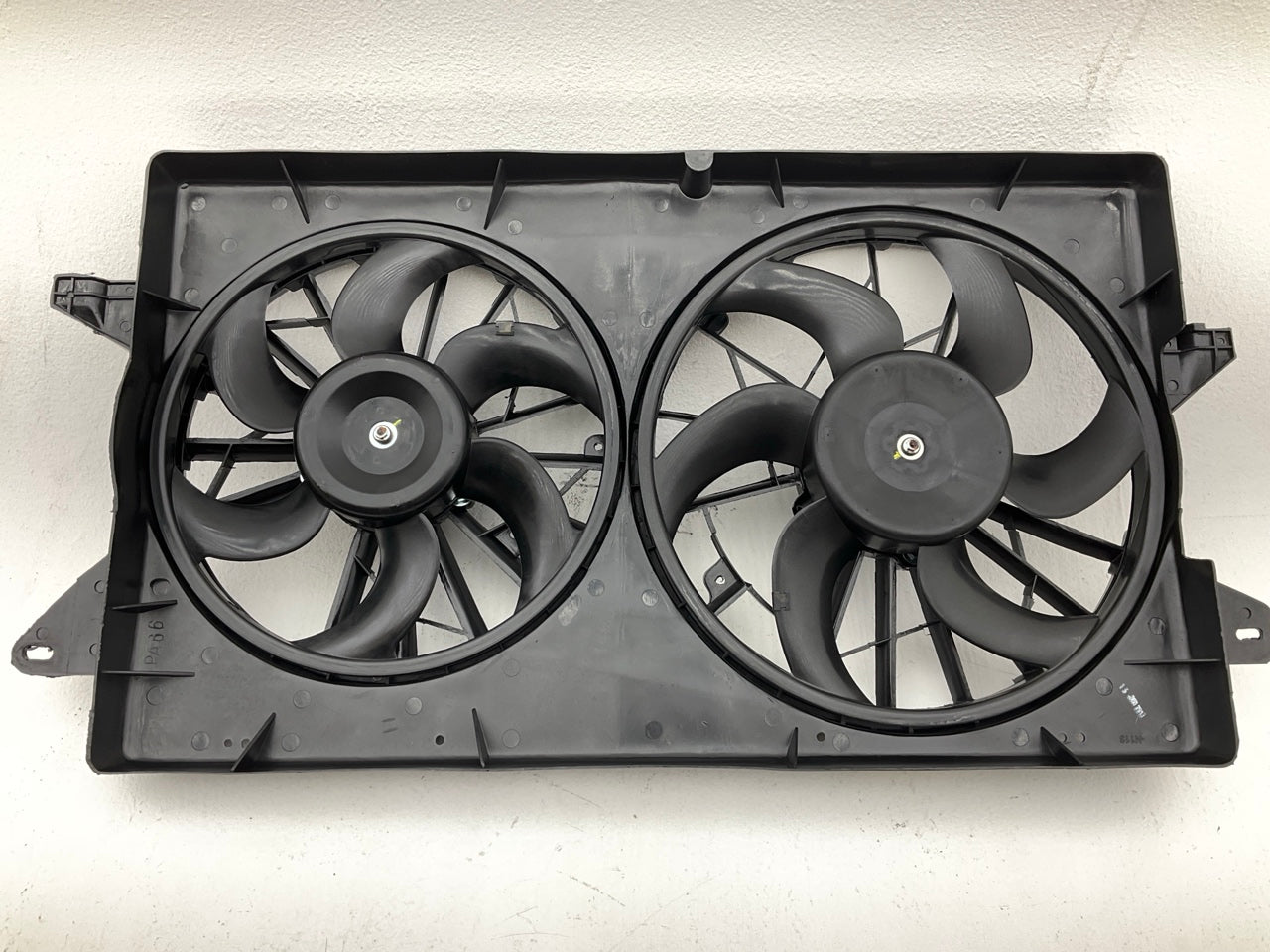 NEW AFTERMARKET FDW1089BA Radiator Cooling Fan - 1999-2003 Ford Windstar