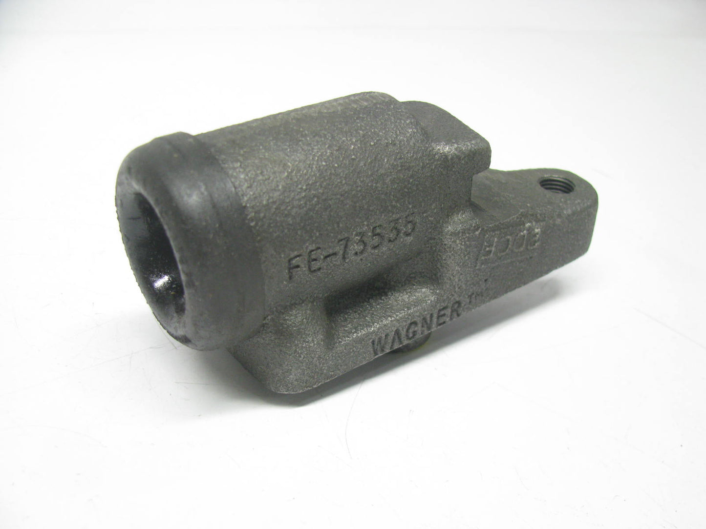 NEW - OUT OF BOX FE-73535 Drum Brake Wheel Cylinder - Front Left Upper / Lower