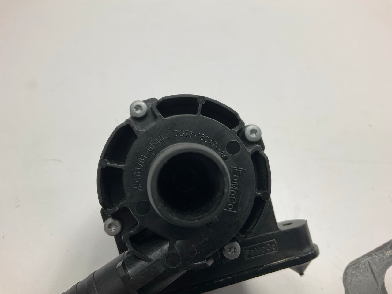 NEW - OUT OF BOX - OEM Ford Axiliary Heater Water Pump For 2013-2018 Ford C-Max