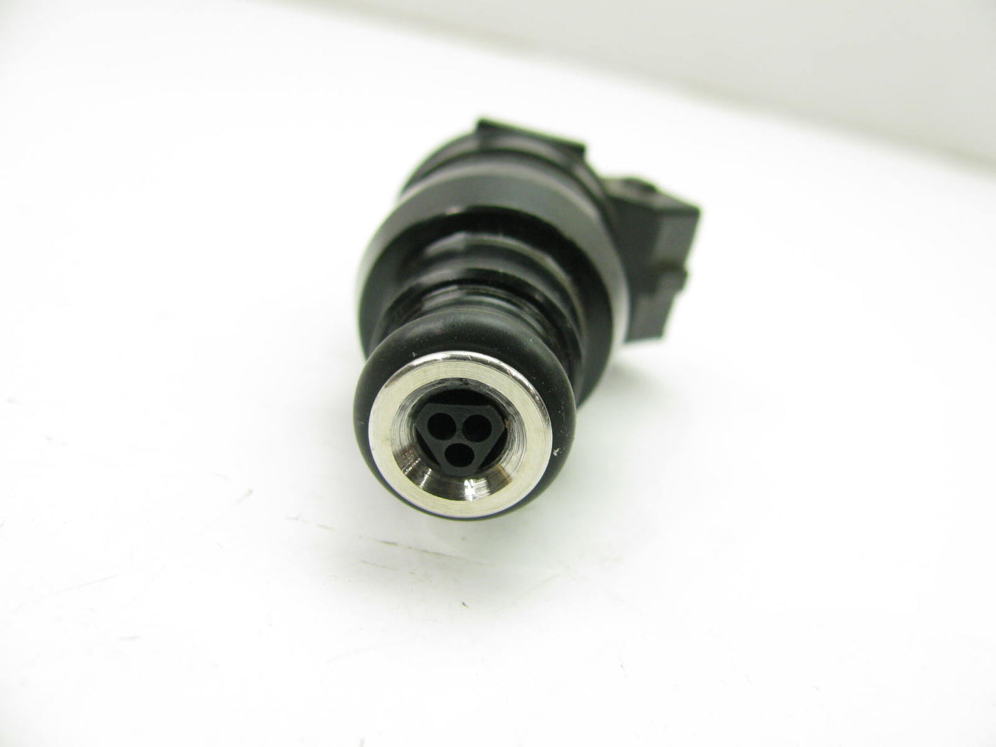 NEW - OUT OF BOX FJ123 Fuel Injector - D3176BA