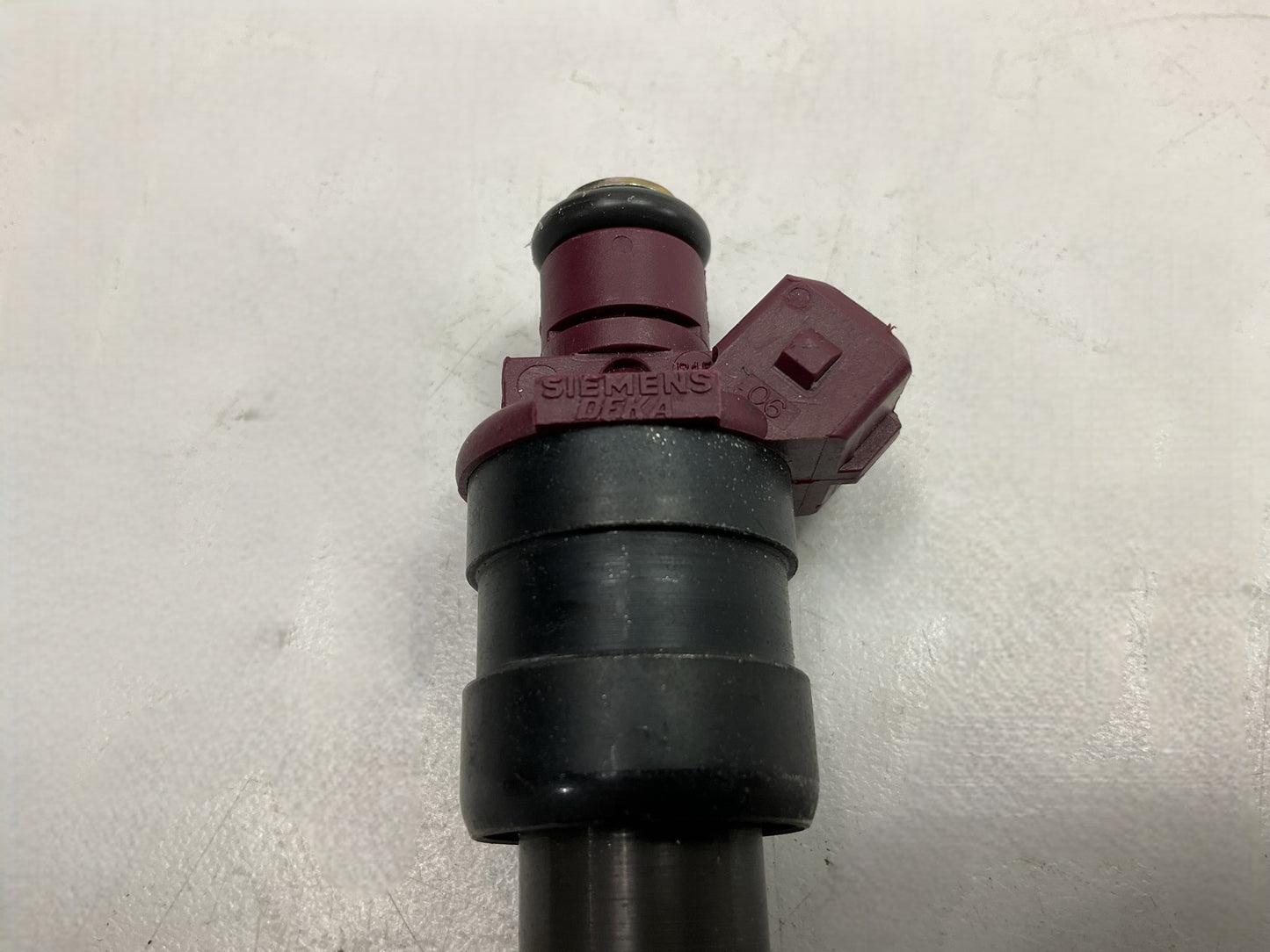 (6) NEW UNBOXED STANDARD FJ211 Fuel Injectors For 1994-1997 Chrysler 3.3L-V6