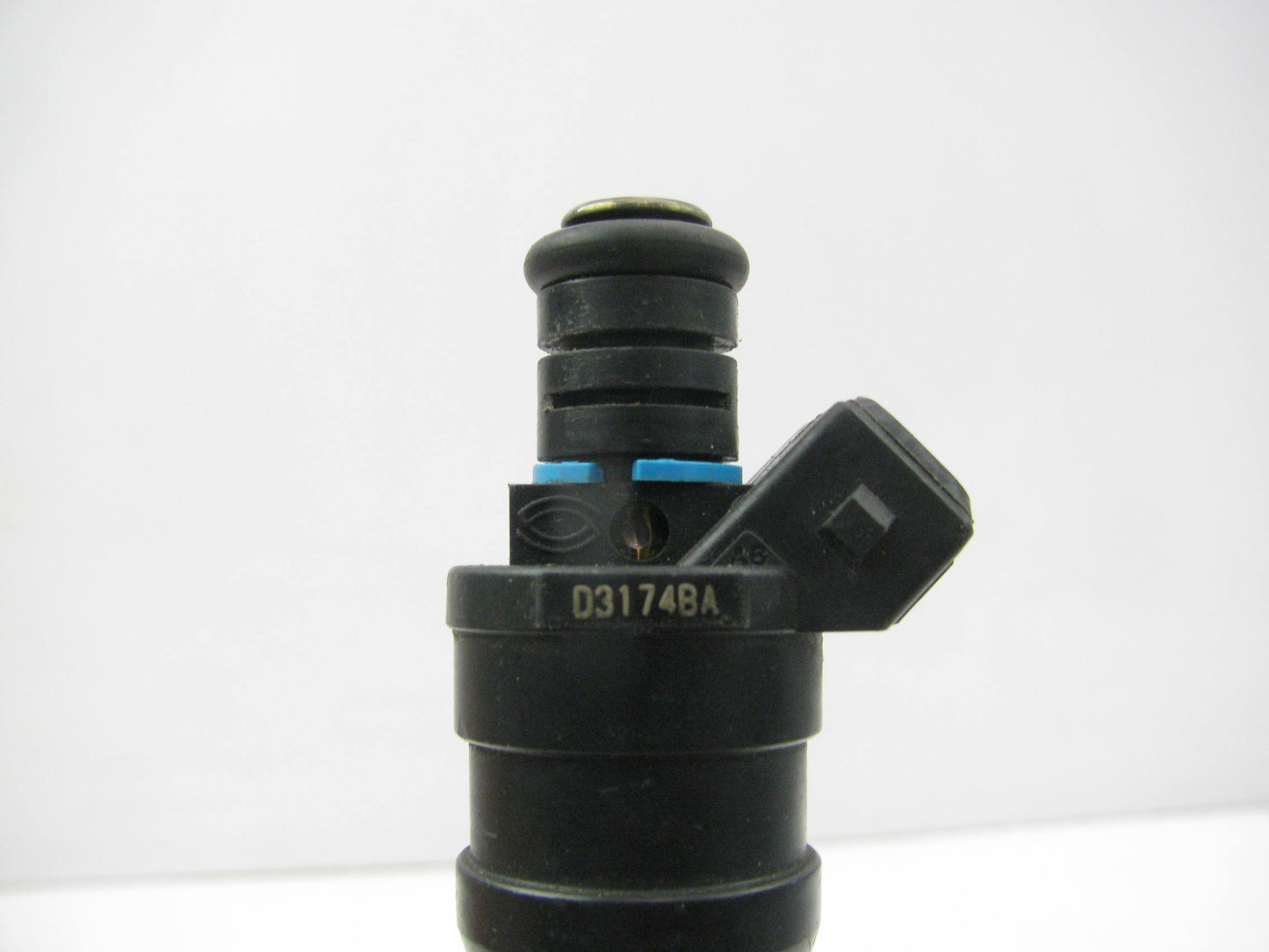 NEW - OUT OF BOX FJ41 Fuel Injector - D3174BA