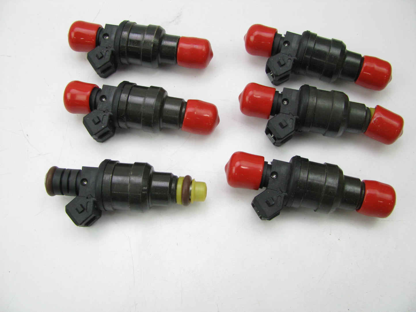 (6) NEW - OUT OF BOX STANDARD FJ546 Fuel Injector for 1994-95 Saab 900 2.5L-V6