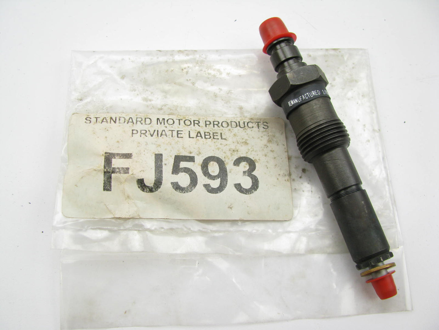 NEW - OUT OF BOX FJ593 Fuel Injector For 1992-1994 Ford 7.3L-V8 Diesel
