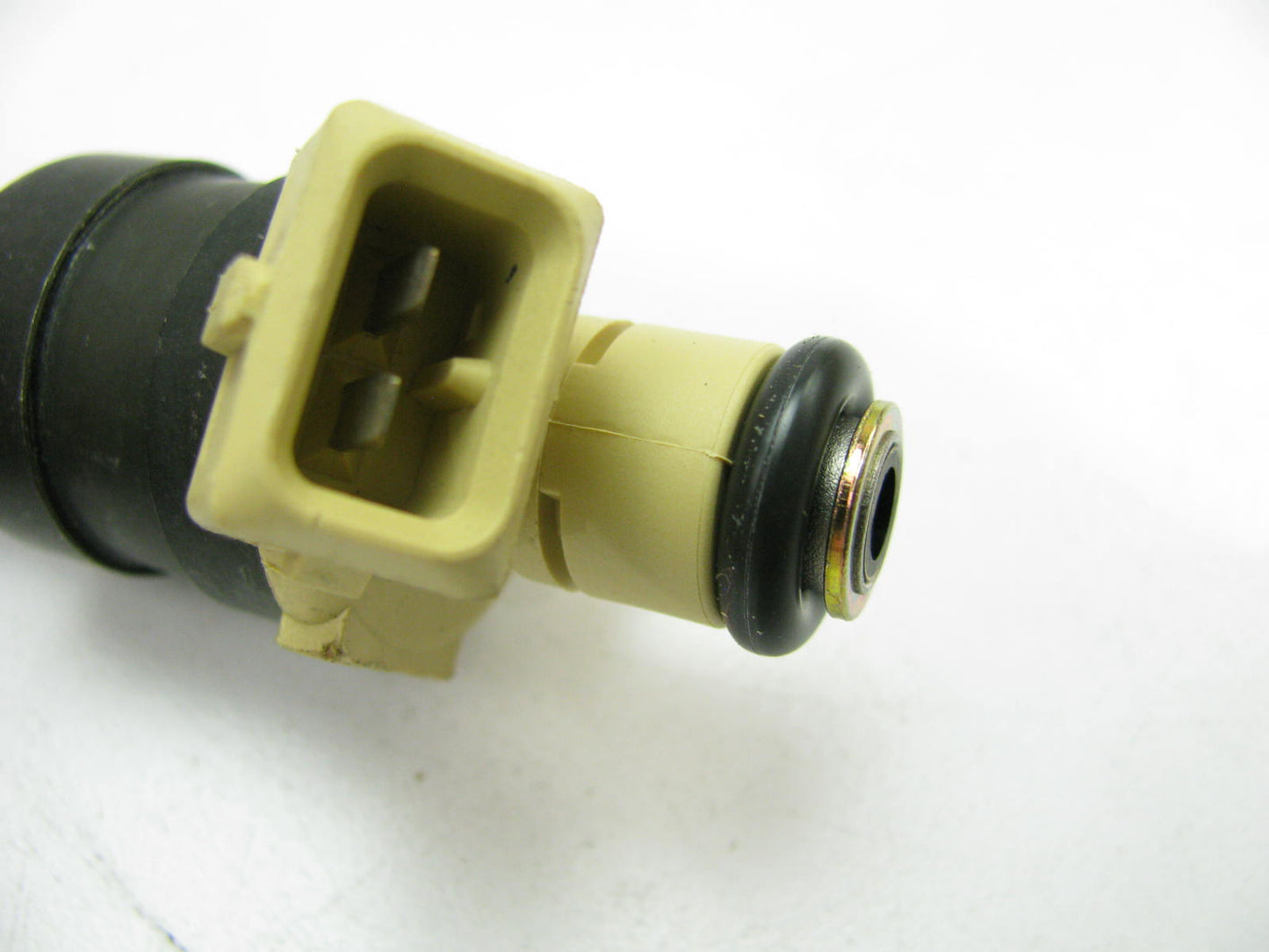 NEW - OUT OF BOX FJ632 Fuel Injector