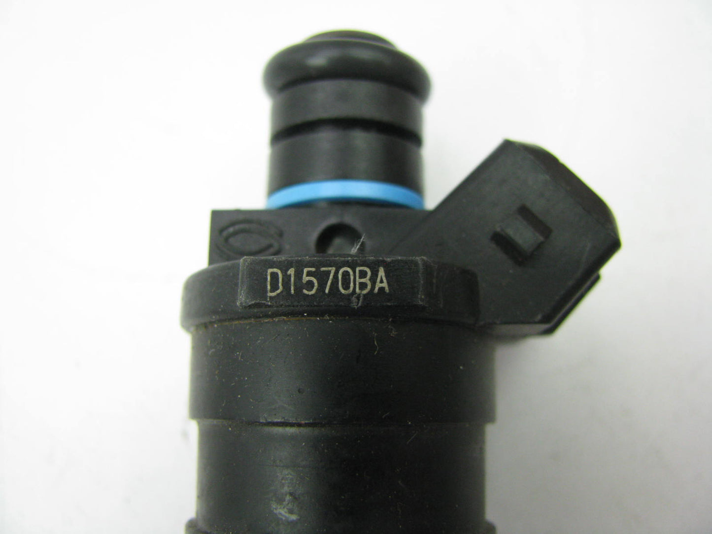 NEW - OUT OF BOX STANDARD FJ8 Fuel Injector