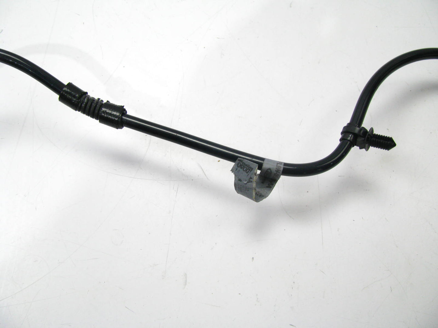 NEW UNBOXED OEM Ford FL3W-3B476-AA Front Differential Vent Breather Hose